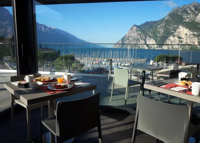 Hotel Riviera Riva del Garda